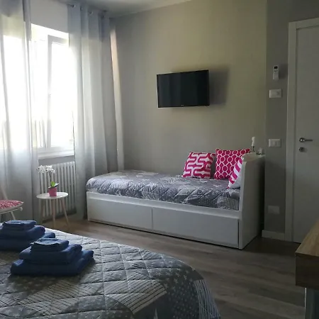 Il Giardino Di Sara 살로