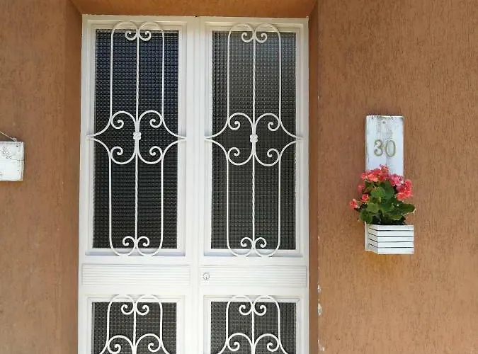Il Giardino Di Sara Гостевой дом Сало